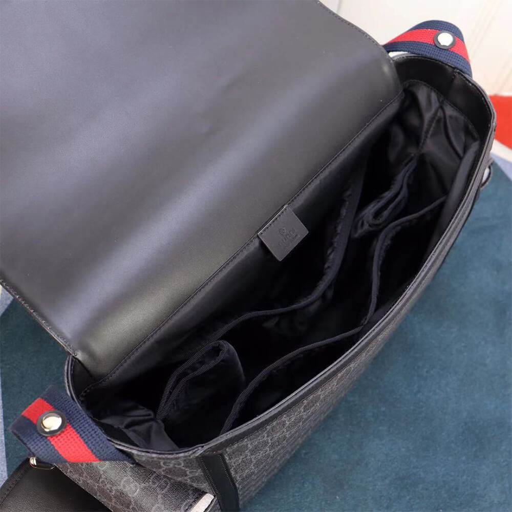 gg S*p*e diaper bag
